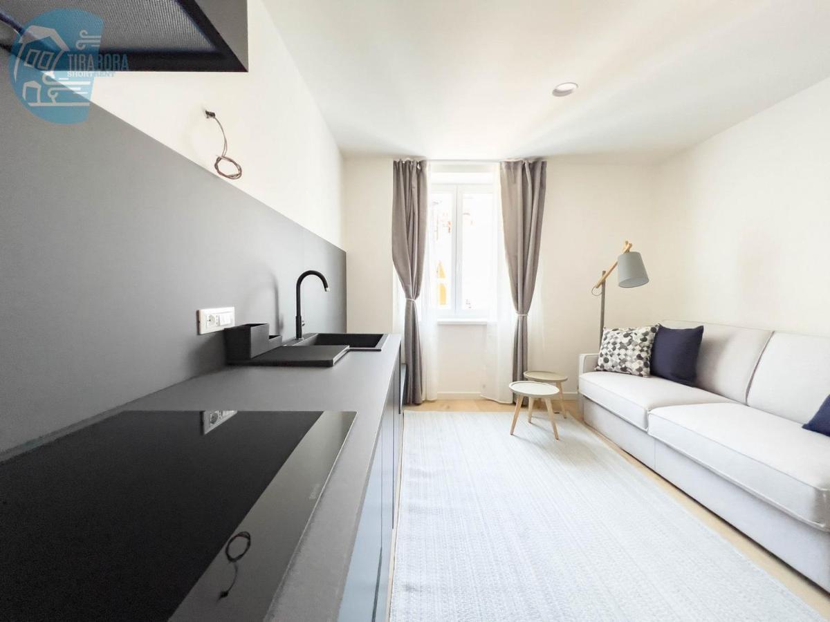 Appartamento Slataper 19 Tirabora Short Rent Trieste Esterno foto